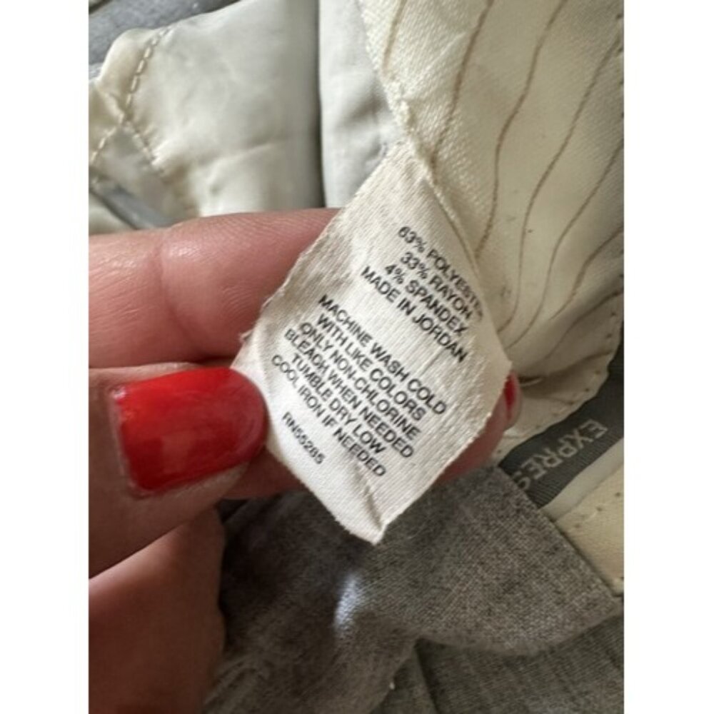 Express Design Studio Editor Gray Capri Bermuda S… - image 7